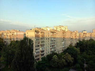 квартира за адресою Київ, Анатолія Солов'яненка вул. (Олександра Бойченка), 8