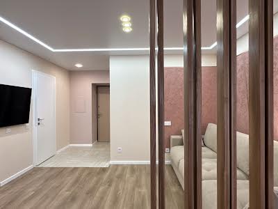 квартира по адресу Домбровського ул., 3в