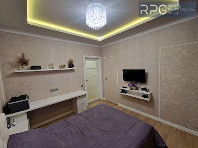 квартира за адресою Євгена Сверстюка вул. (Марини Раскової), 6