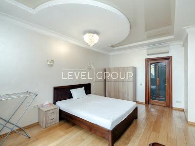 квартира за адресою Тараса Шевченка бульв., 27Б