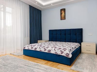 квартира по адресу Ясная ул., 25