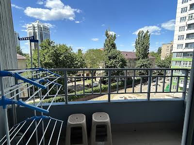 квартира за адресою Одеса, Лесі Українки просп. (Гагаріна), 19-А
