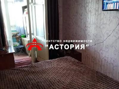 квартира за адресою Дніпровська вул. (Леппіка), 4