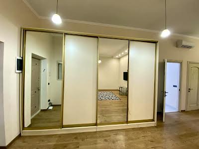 квартира за адресою Генуезька вул., 36