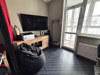 квартира по адресу Драгоманова ул., 2Б