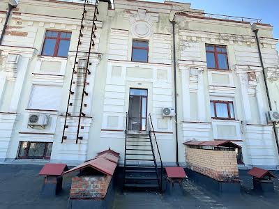 квартира за адресою Ірининська вул., 5