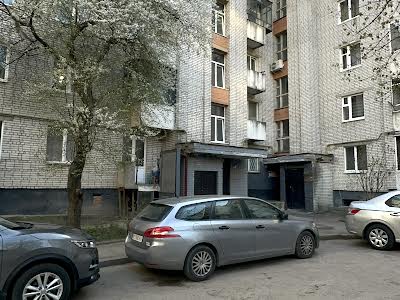 квартира по адресу Миколайчука ул., 30