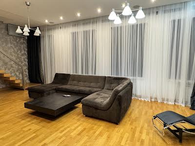 квартира за адресою Панаса Мирного вул., 4