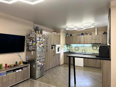 квартира за адресою Драгоманова вул., 2