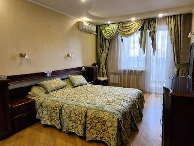квартира за адресою Георгія Гонгадзе просп. (Радянської України), 18-Ж