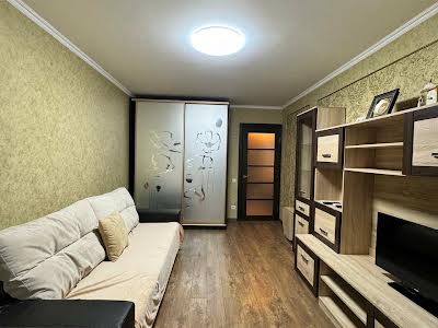 квартира по адресу Вишгородська ул., 30