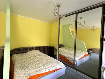квартира за адресою Пасічна вул., 77