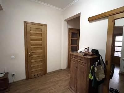 квартира по адресу Джерельная ул., 34