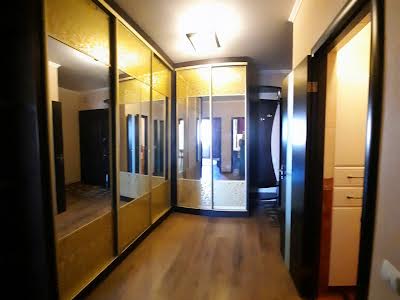 квартира за адресою Леся Курбаса просп., 7-Б