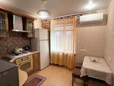 квартира по адресу Космонавтов ул., 58/2