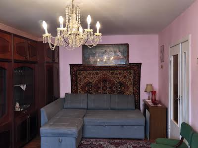 квартира за адресою Залізнична вул., 44