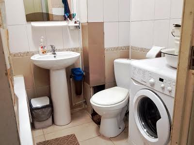 квартира за адресою Черняховського вул., 28