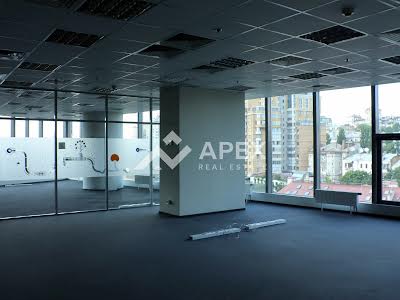 коммерческая по адресу Спортивная пл., 1
