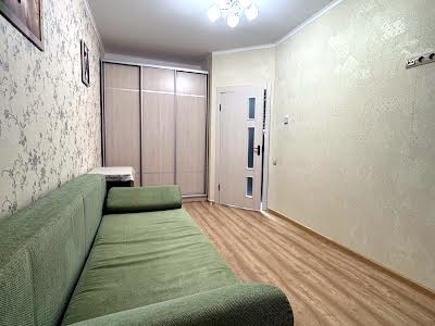 квартира за адресою Соборна вул., 103/21