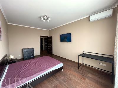 квартира за адресою Порохова вул., 20