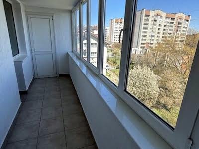 квартира за адресою Роксоляни вул., 65а