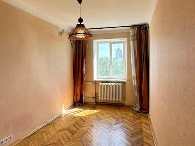 квартира по адресу Елены Телиги ул., 21