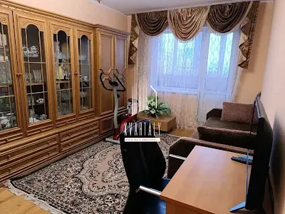 квартира за адресою Академіка Глушкова просп., 45
