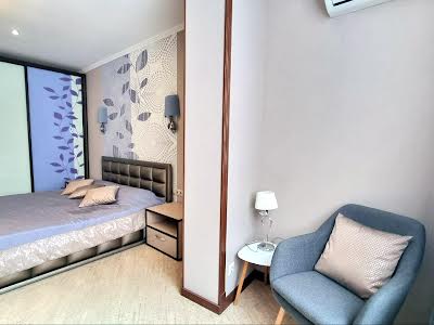 квартира за адресою Федора Ернста вул., 16-Б