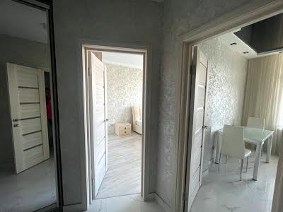 квартира по адресу Драгоманова ул., 10
