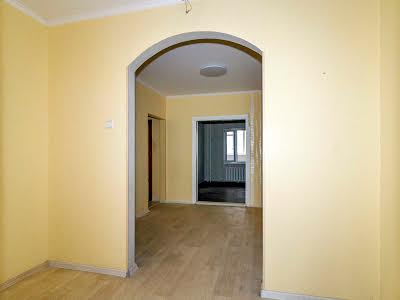 комерційна за адресою Бориса Гмирі вул., 9в