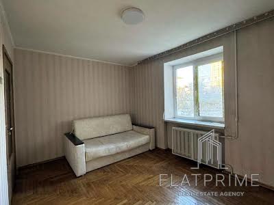 квартира за адресою Петра Радченка вул., 15