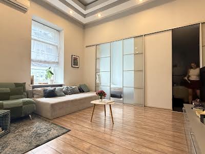 квартира за адресою Саксаганського вул., 22