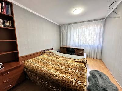 будинок за адресою Квіткова вул., 1