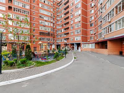 квартира за адресою Ревуцького вул., 9
