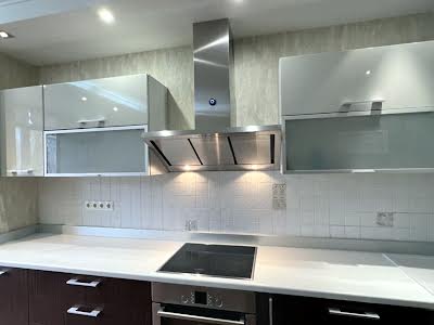 квартира за адресою Академіка Сахарова вул., 36