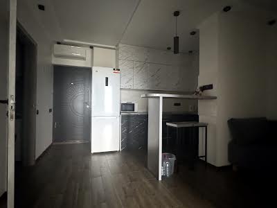 квартира за адресою Польова вул., 73