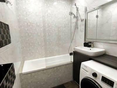 квартира за адресою Драгоманова вул., 38-А