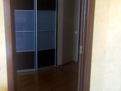 квартира за адресою Анни Ахматової вул., 35
