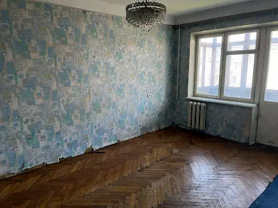 квартира за адресою Будівельників вул., 13