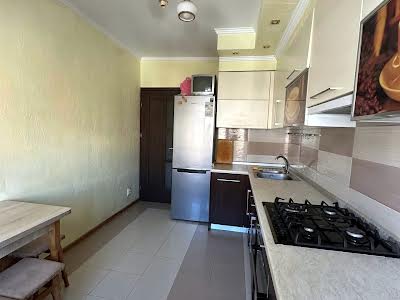 квартира за адресою Академіка Сахарова вул., 44