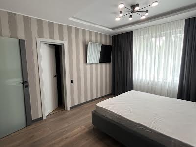 квартира по адресу Краковская ул., 27а