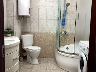 квартира за адресою Осіння вул., 13