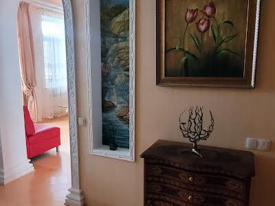 квартира за адресою Ярославів Вал вул., 11