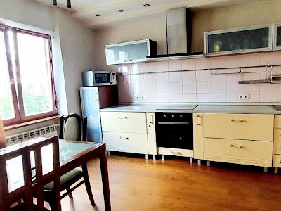 квартира по адресу Урловская ул., 9