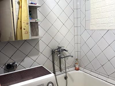 квартира за адресою В'ячеслава Чорновола вул. (Юрія Савченка), 97-А
