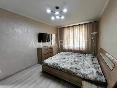 квартира за адресою Гренджі-Донського вул., 3
