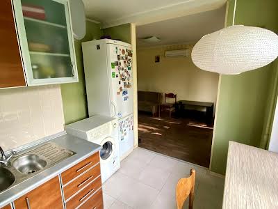 квартира за адресою Романа Ратушного вул. (Волгоградська), 29
