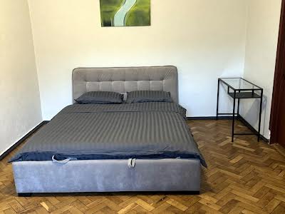 квартира по адресу Михаила Бойчука ул. (Киквидзе), 4