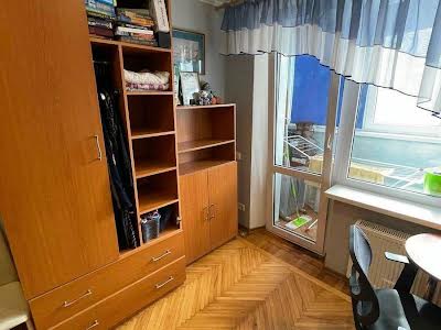 квартира за адресою Дерев'янка вул., 3б