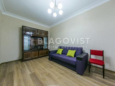 квартира по адресу Кловский спуск, 4